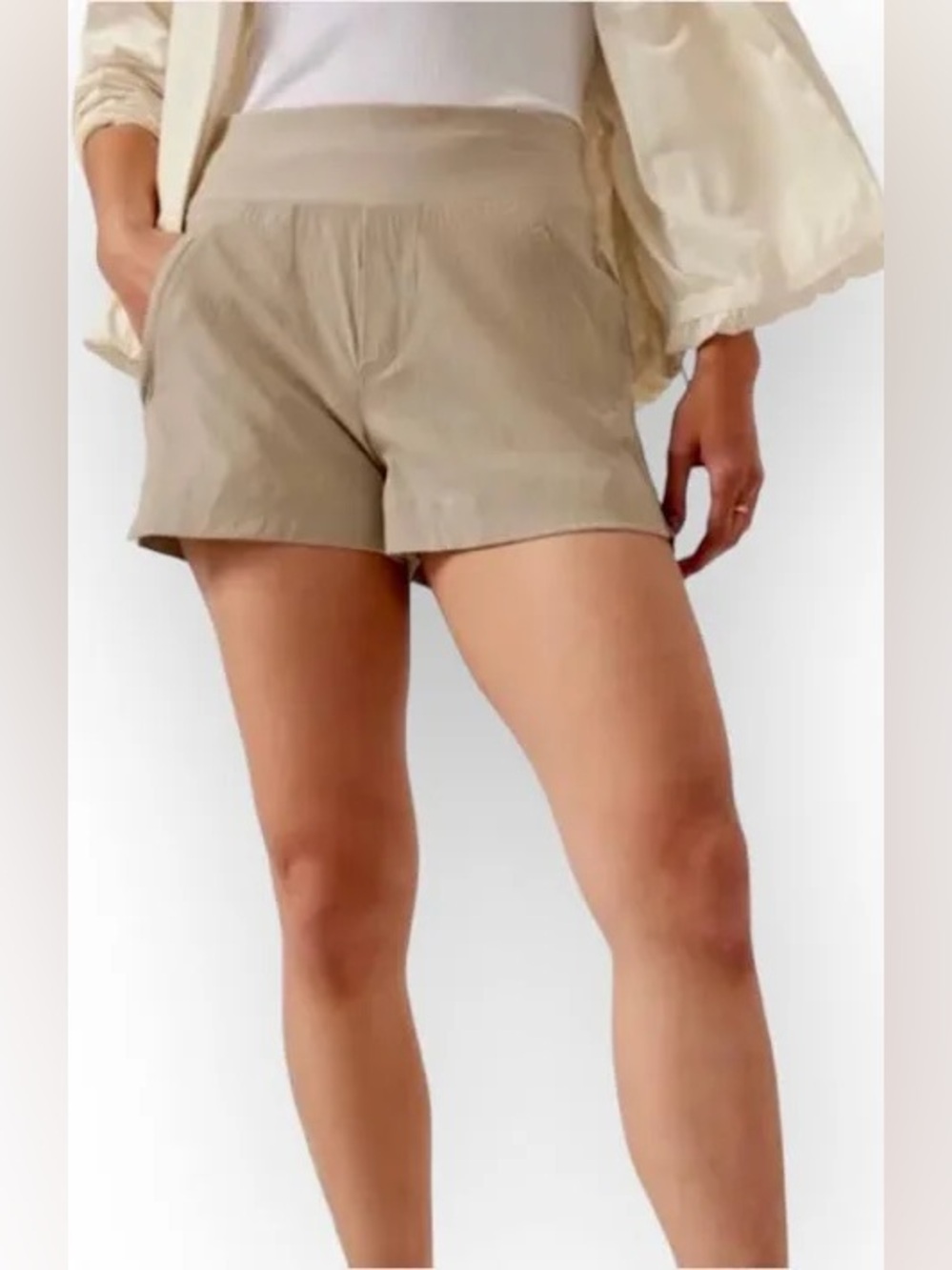 Athleta Trekki‎ North Shorts Beige Hiking Travel Lightweight Size 4